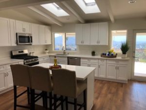 4909 Vista Arroyo La Mesa CA 91941 Kitchen